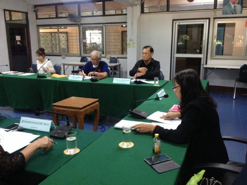 3. ประชุมคณะกรรมการประจำสำนักบริการวิชาการและจัดหารายได้ ครั้งที่ 1/2560 วันที่ 29 เมษายน 2560  ณ ห้องประชุมสำนักบริการวิชาการและจัดหารายได้